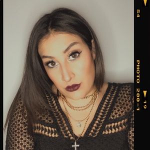 Meet your Posher, Fernanda